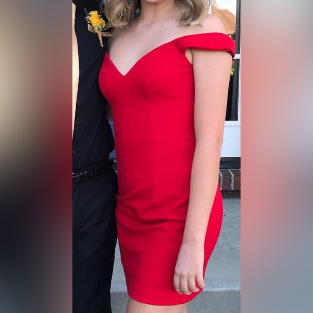 Sherri Hill Red Off-Shoulder Bodycon Dress - Picture 2 of 4